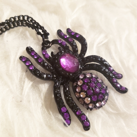 Goth Spider Statement Rhinestone Necklace pastel - Picture 2 of 8